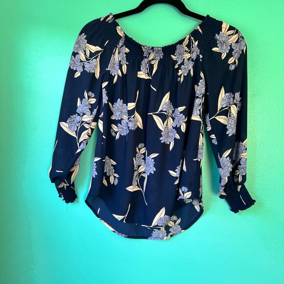 Express Womens Navy Cold Shoulder Shirt Top Floral Design - Picture 7 of 8